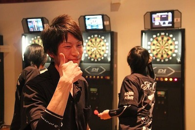 PAOカフェ青梅店スタッフ<br>使用ダーツ：