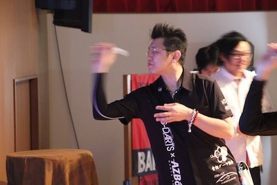 たばしまこと<br>TeamAZBox代表<br><br>CardName：Makotoo†TeamAZ<BR>楽しくダーツがやりたい！本気で上手くなりたい！って方は、お気軽に声を掛けてください！<br>使用バレル：finaline Original Ver.5　No.5仕様